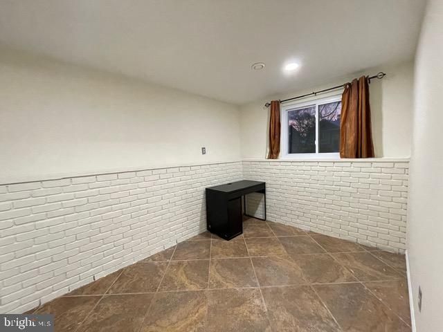 402 KOJUN CT, Sterling, VA 20164