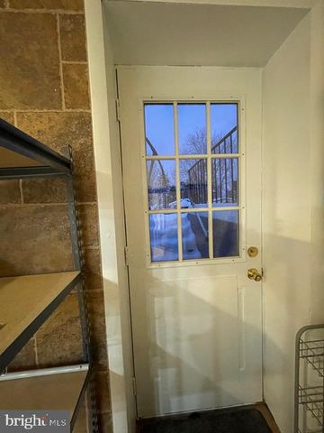 402 KOJUN CT, Sterling, VA 20164