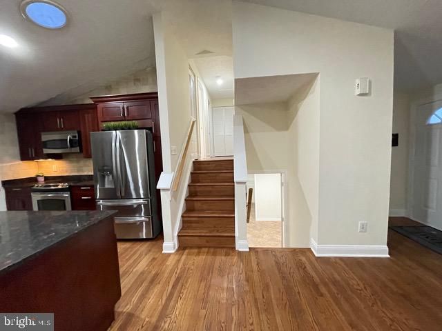 402 KOJUN CT, Sterling, VA 20164