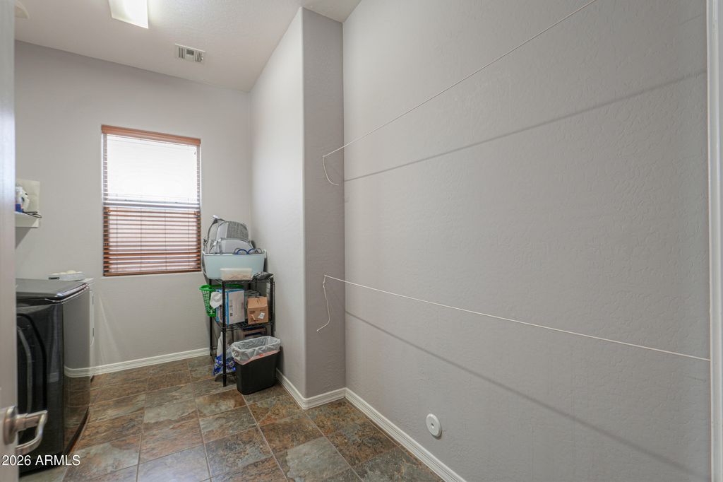 Image 25 of property listing at 671 W Delray Drive, Casa Grande, AZ 85122