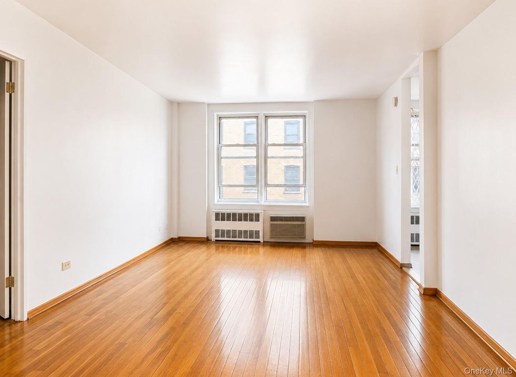 1332 Metropolitan Avenue, Bronx, NY 10462 — exterior