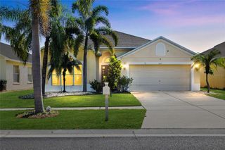 427 STONE BRIAR DRIVE, Ruskin, FL 33570