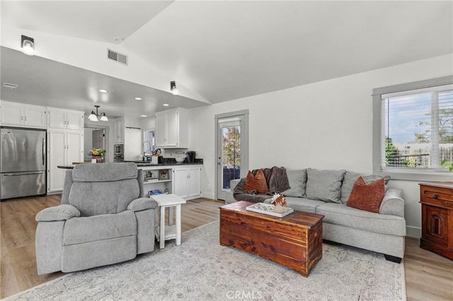 806 Pierce Drive, Santa Maria, CA 93454