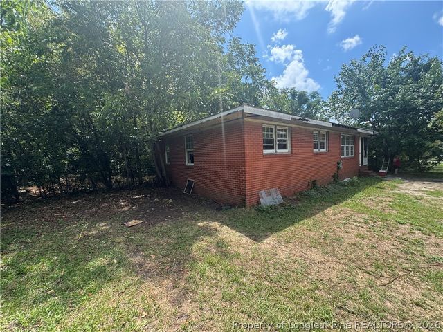 5307 Williamsburgh Drive, Fayetteville, NC 28304