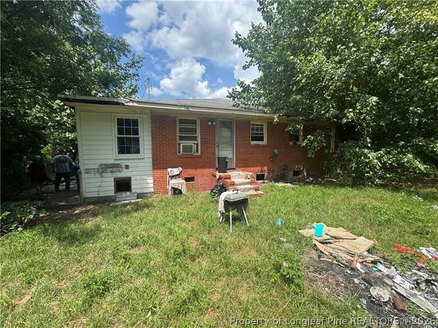 5307 Williamsburgh Drive, Fayetteville, NC 28304