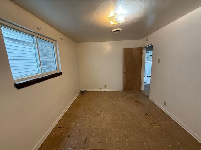 403 Ohio Ave, Glassport, PA 15045