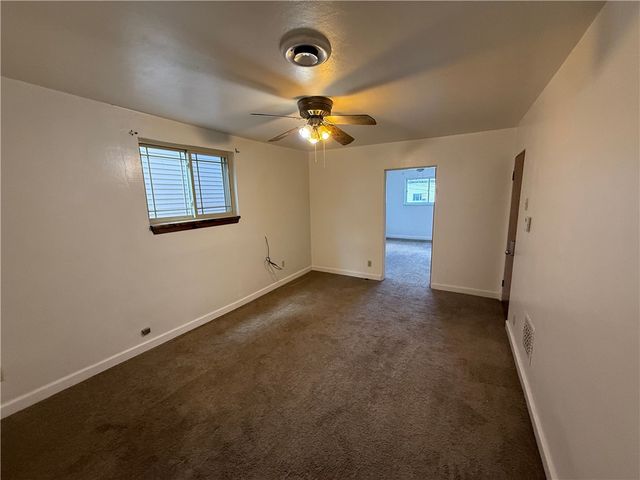 403 Ohio Ave, Glassport, PA 15045