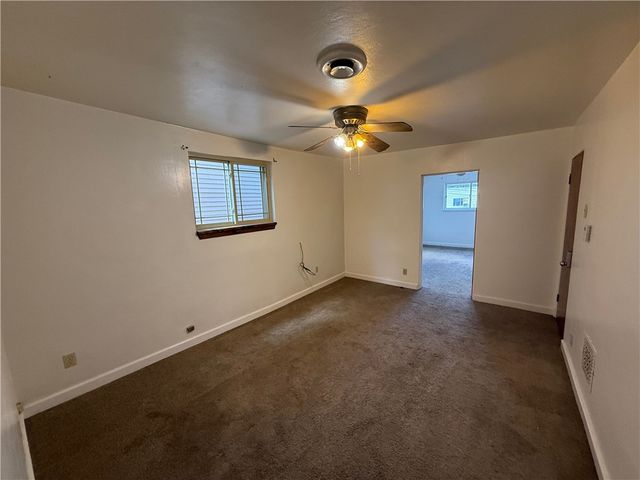 403 Ohio Ave, Glassport, PA 15045