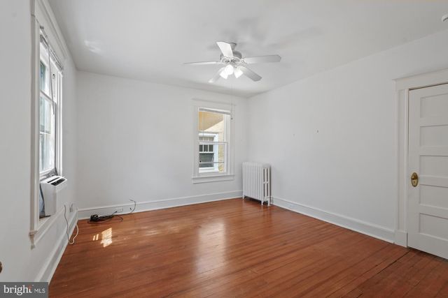 5602 39TH ST NW, Washington, DC 20015