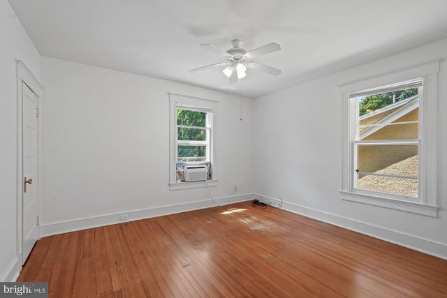 5602 39TH ST NW, Washington, DC 20015