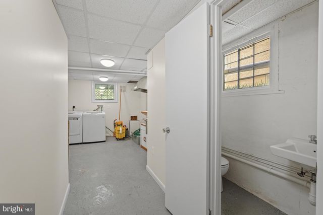 5602 39TH ST NW, Washington, DC 20015