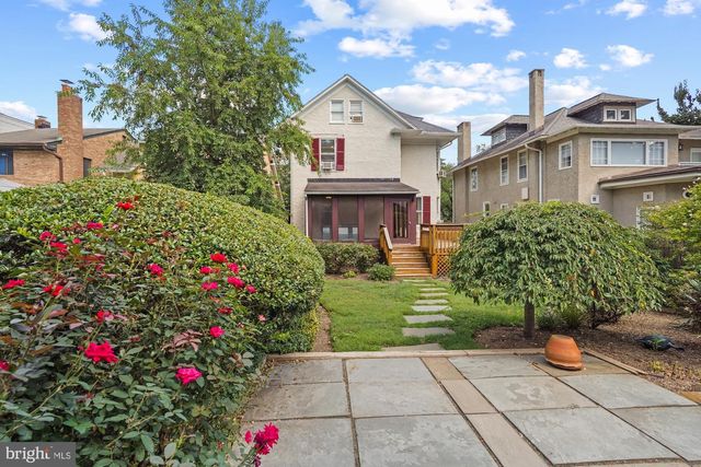 5602 39TH ST NW, Washington, DC 20015