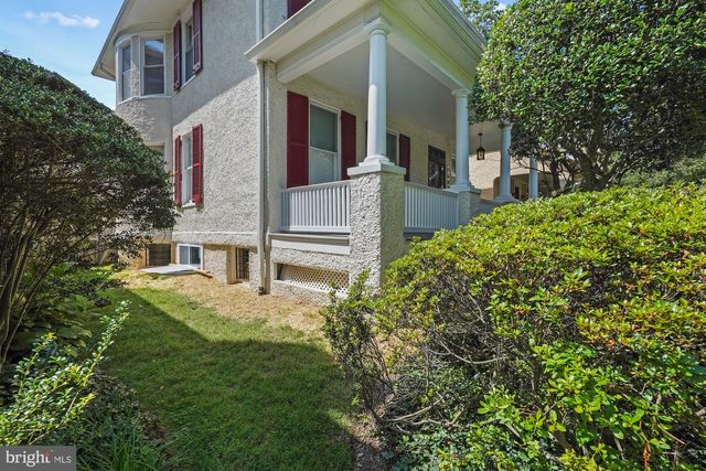 5602 39TH ST NW, Washington, DC 20015