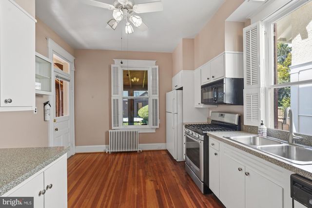 5602 39TH ST NW, Washington, DC 20015