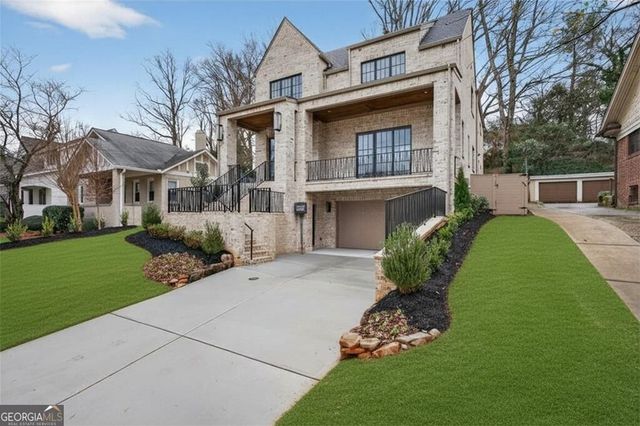 991 Courtenay Drive NE, Atlanta, GA 30306