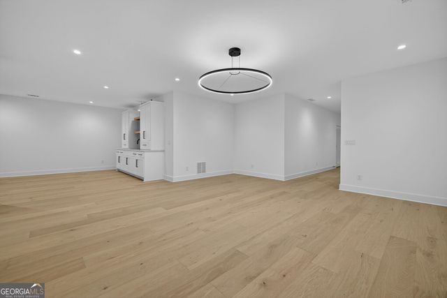991 Courtenay Drive NE, Atlanta, GA 30306