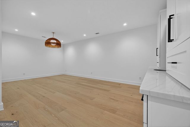 991 Courtenay Drive NE, Atlanta, GA 30306