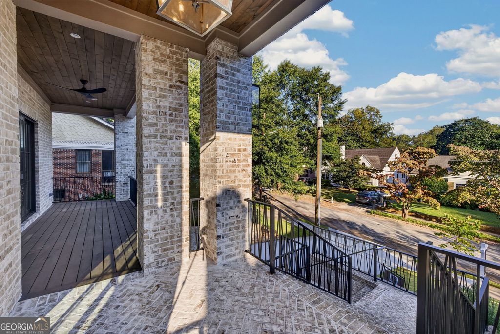 991 Courtenay Drive NE, Atlanta, GA 30306 — photo 3