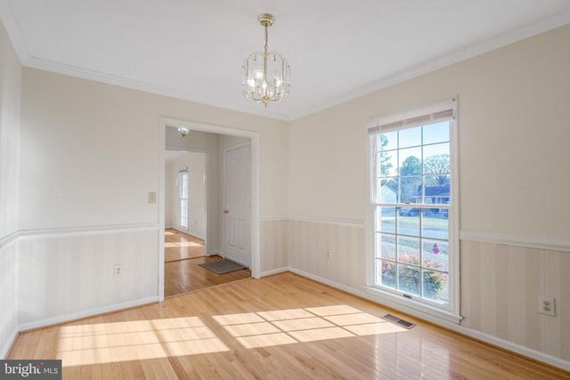 2 JUNIPER CT, Fredericksburg, VA 22408