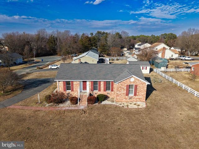 2 JUNIPER CT, Fredericksburg, VA 22408