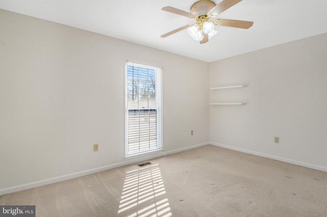 2 JUNIPER CT, Fredericksburg, VA 22408