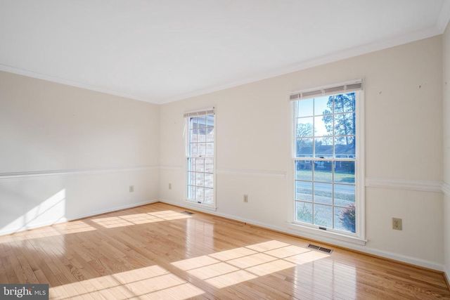 2 JUNIPER CT, Fredericksburg, VA 22408