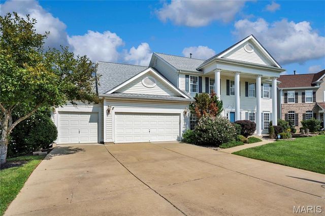 611 Knollshire Way, Dardenne Prairie, MO 63368