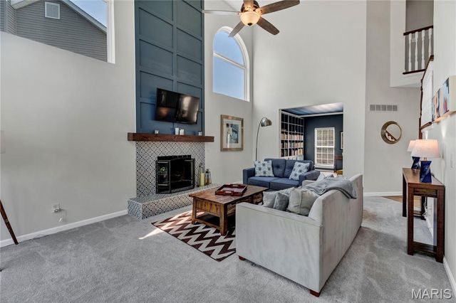 611 Knollshire Way, Dardenne Prairie, MO 63368