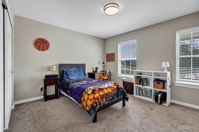 611 Knollshire Way, Dardenne Prairie, MO 63368