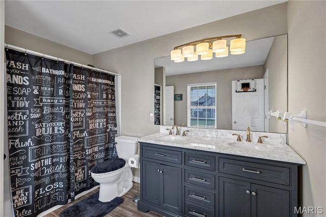 611 Knollshire Way, Dardenne Prairie, MO 63368