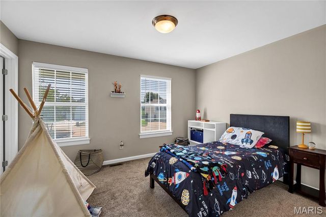 611 Knollshire Way, Dardenne Prairie, MO 63368