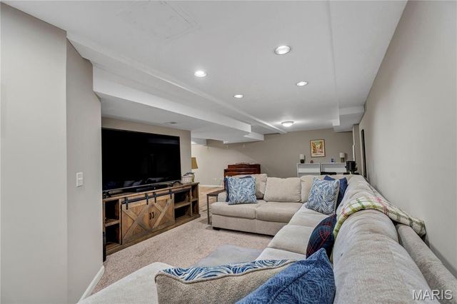 611 Knollshire Way, Dardenne Prairie, MO 63368