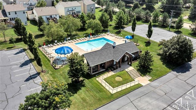 611 Knollshire Way, Dardenne Prairie, MO 63368