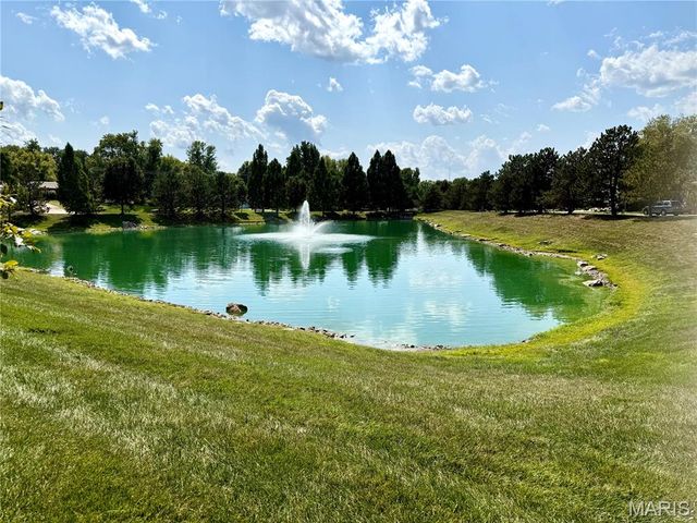 611 Knollshire Way, Dardenne Prairie, MO 63368