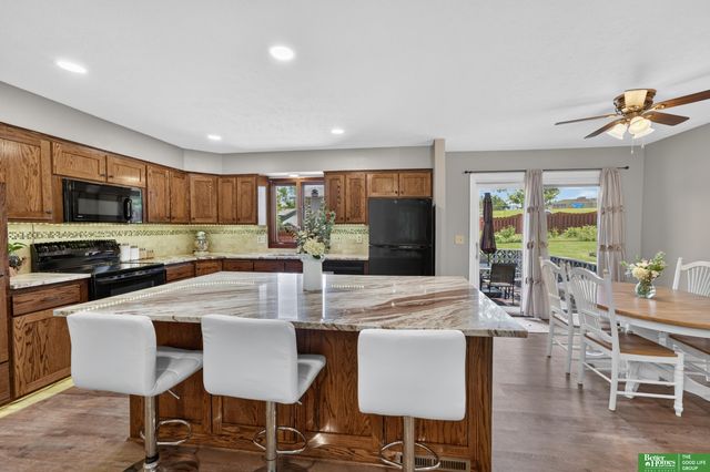 5623 S 113th Street, Omaha, NE 68137