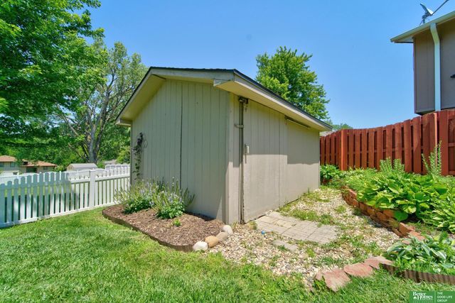 5623 S 113th Street, Omaha, NE 68137
