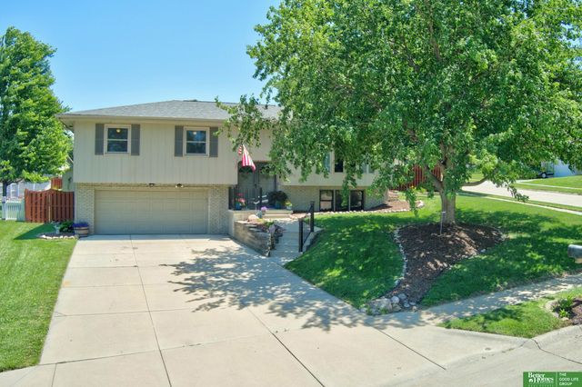 5623 S 113th Street, Omaha, NE 68137