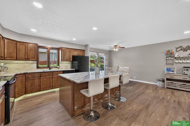 5623 S 113th Street, Omaha, NE 68137