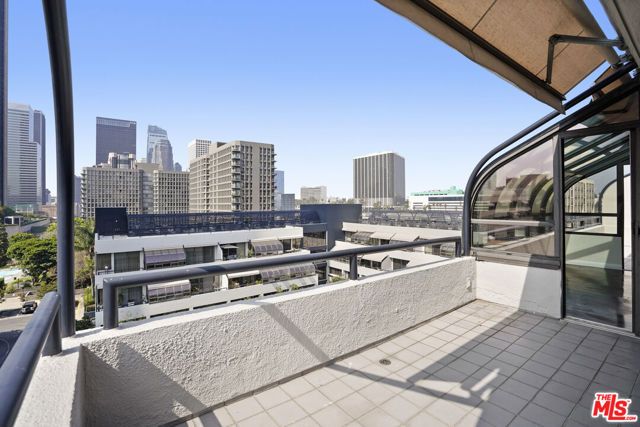 880 W 1st Street 802, Los Angeles, CA 90012