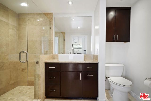 880 W 1st Street 802, Los Angeles, CA 90012