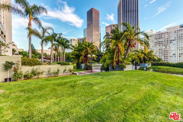 880 W 1st Street 802, Los Angeles, CA 90012