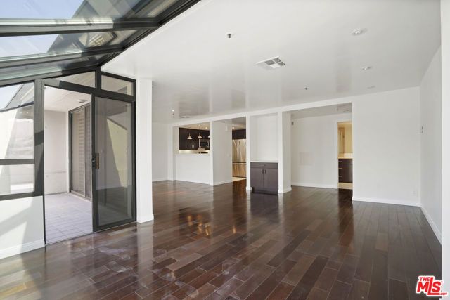 880 W 1st Street 802, Los Angeles, CA 90012