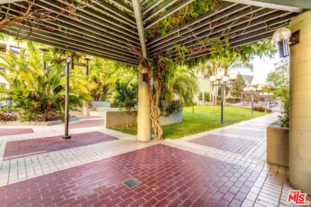 880 W 1st Street 802, Los Angeles, CA 90012