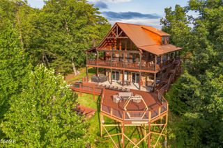 3339 Lonesome Pine Way, Sevierville, TN 37862
