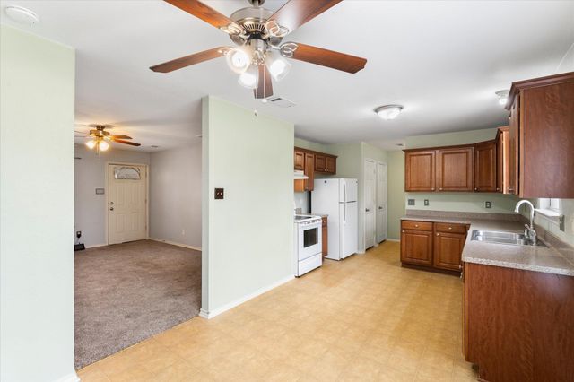 211 Turner St., Mount Vernon, TX 75457