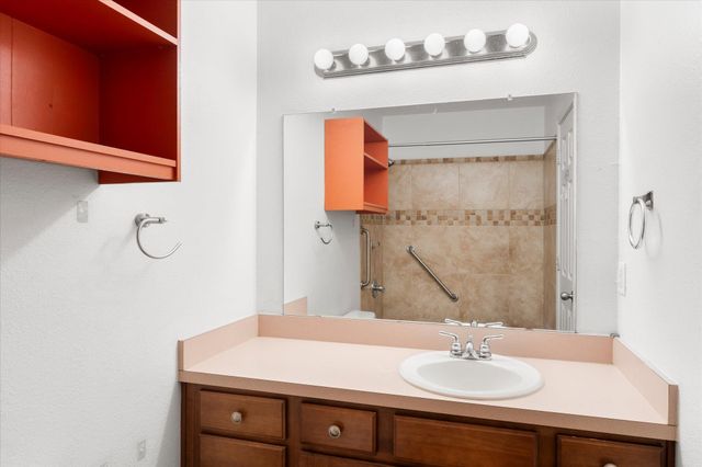 211 Turner St., Mount Vernon, TX 75457