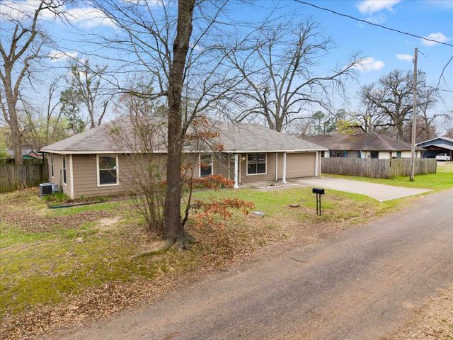 211 Turner St., Mount Vernon, TX 75457