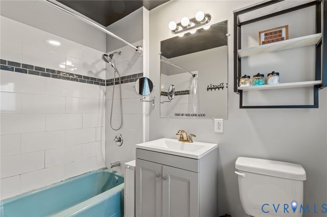 106 Early Ave, Sandston, VA 23150