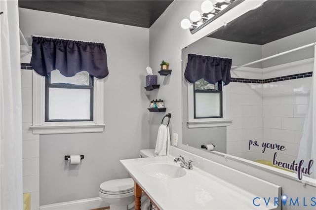 106 Early Ave, Sandston, VA 23150