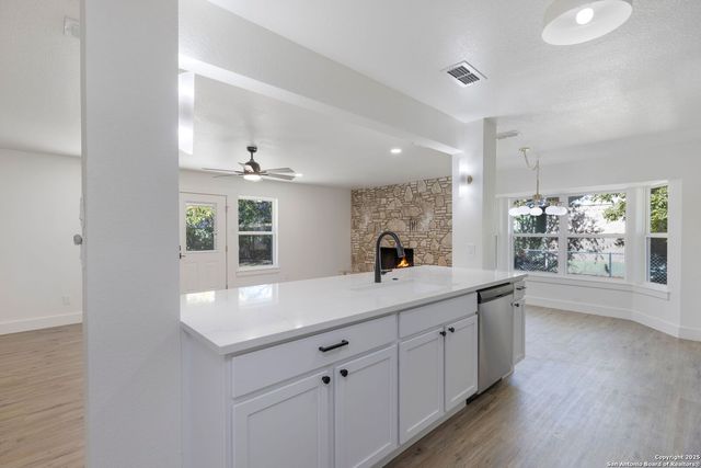 2311 Trails End, Kerrville, TX 78028